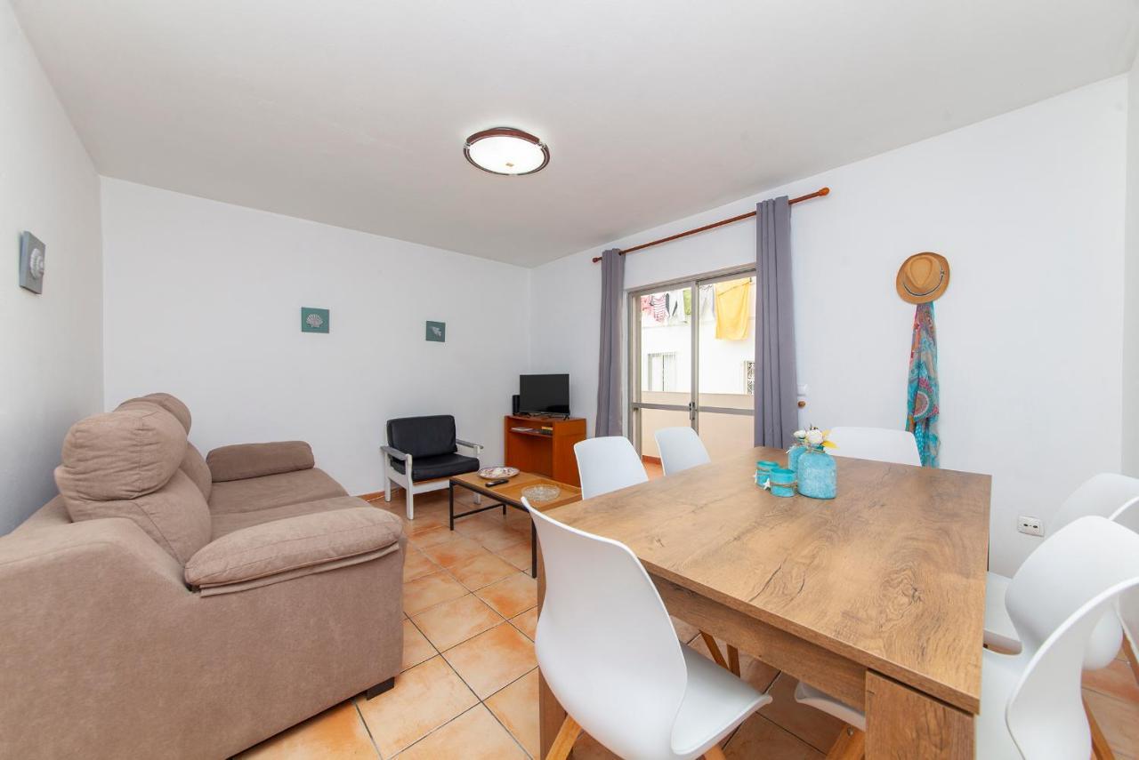 B18 - Village Street Apartamento *